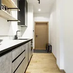 Dreamstay - Trendy Rotermann Quarter With Balcony *