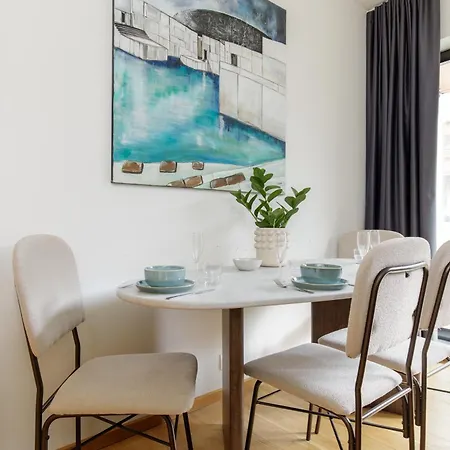 Dreamstay - Trendy Rotermann Quarter With Balcony Lägenhet *