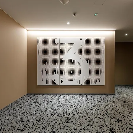 Dreamstay - Trendy Rotermann Quarter With Balcony